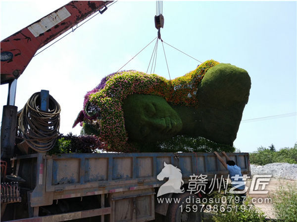 花姑娘雕塑出厂