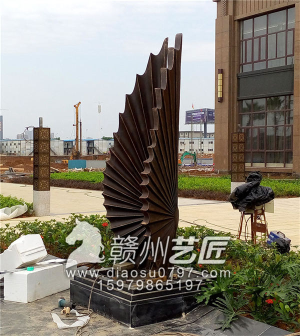 嘉福金融中心雕塑