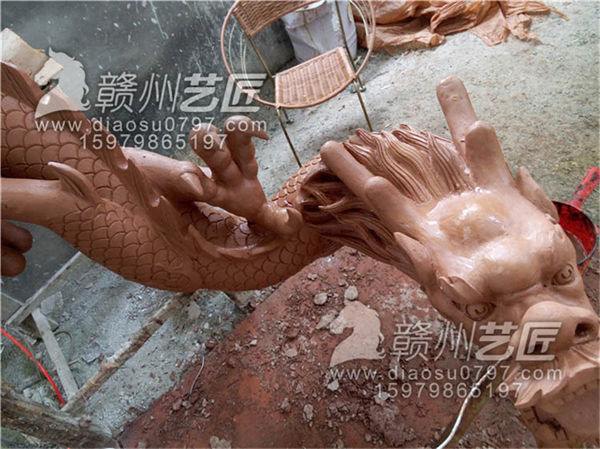赣州龙雕塑