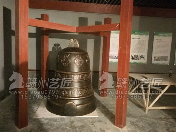 赣州警钟雕塑
