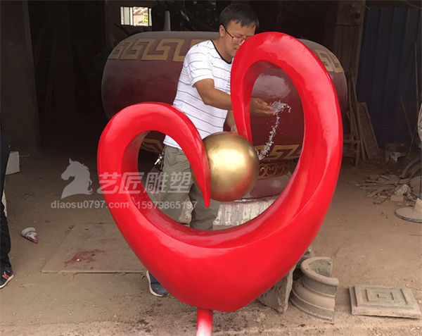 赣州爱心雕塑制作