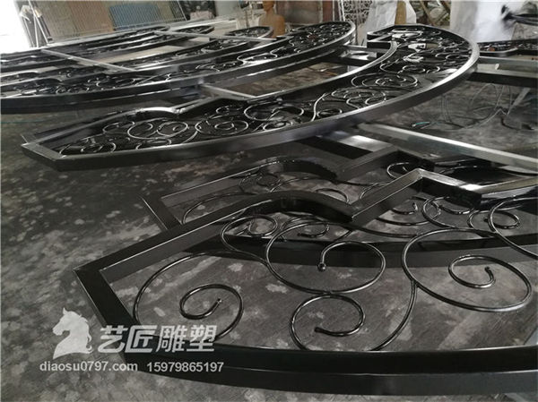 EPS线条及GRC构件、铁艺造型