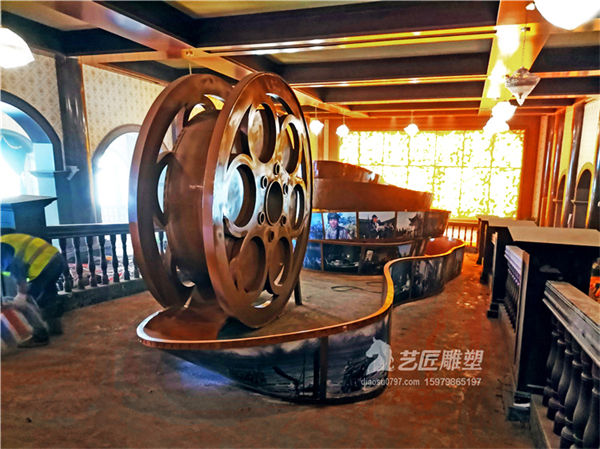 赣州方特不锈钢电影胶卷 江西不锈钢雕塑